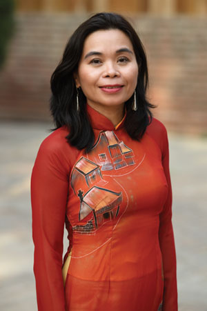 Nguyễn Phan Quế Mai Author